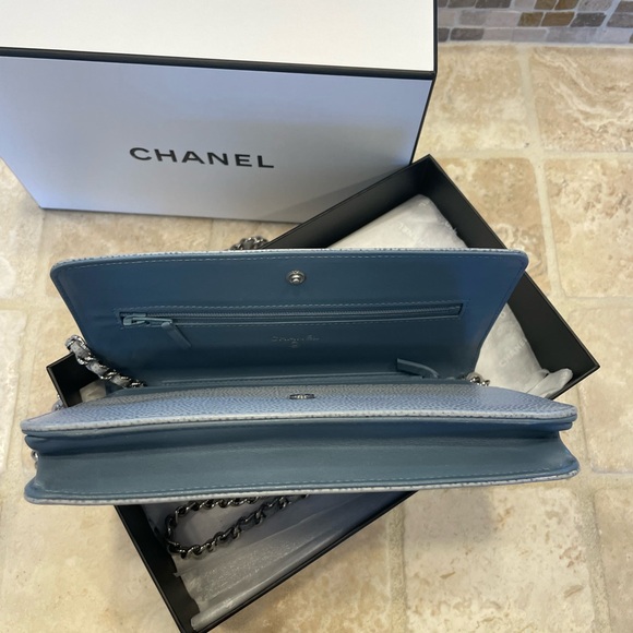 CHANEL
Light Blue Caviar Leather Timeless WOC Clutch Bag - Picture 11 of 16